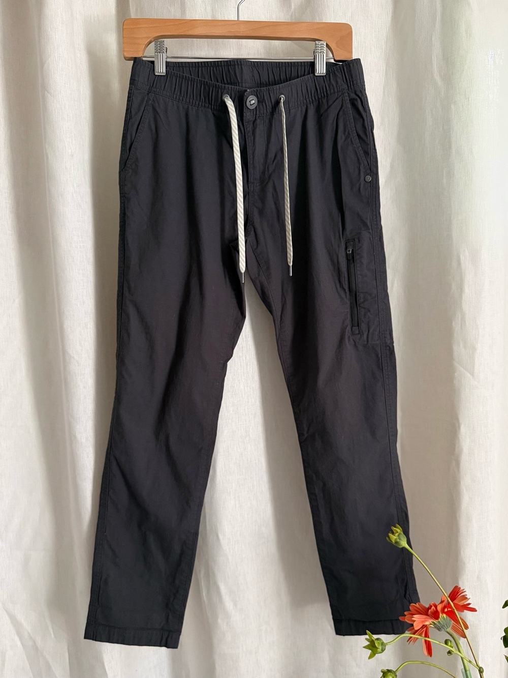 Vuori Ripstop Pant S Charcoal Gray Organic Cotton Cargo Hiking VW401 Gorpcore